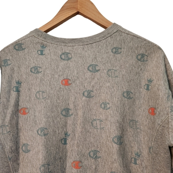 Champion reverse weave gray  long-sleeve pull-on crew-neck sweater - Picture 8 of 8